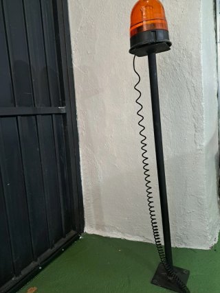 SOPORTE + ROTATIVO + Caja herramientas