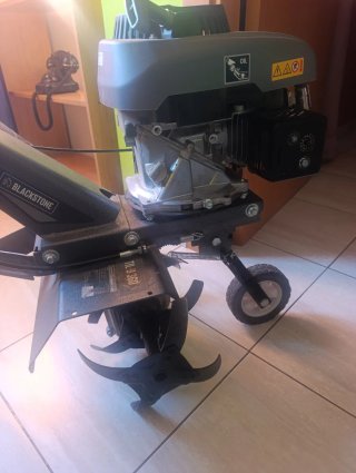 Motocultor, Motoazada Blackstone Gasolina