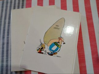 2 cómics de Astérix y Obélix