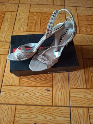 Sandalias tacón fiesta