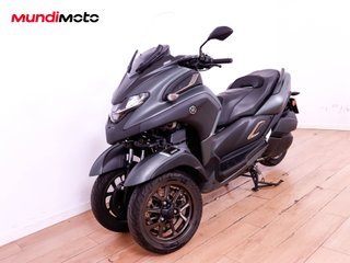 YAMAHA TRICITY 300