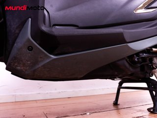 YAMAHA TRICITY 300