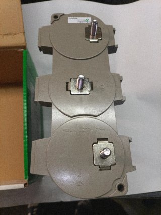 Merlin Gerin M1 Varplus2 Condensador Reactiva