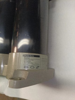 Merlin Gerin M1 Varplus2 Condensador Reactiva