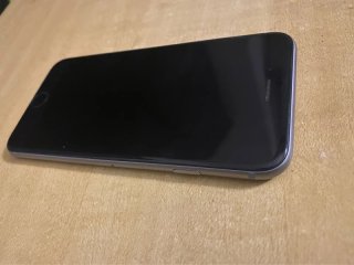 iPhone 6S - 64 GB