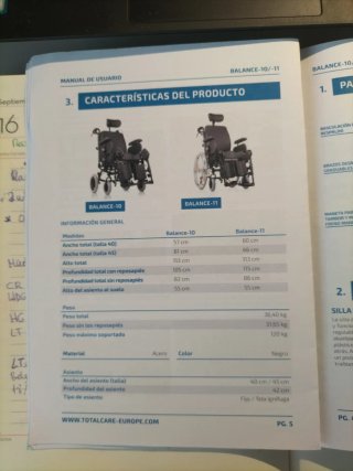 Silla ruedas reclinable y basculante