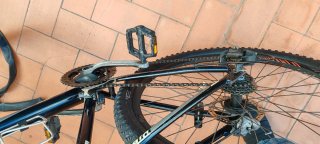 Bicicleta 27.5 con frenos hidráulicos