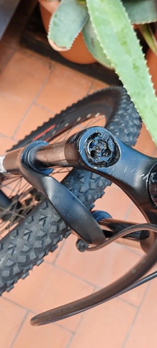 Bicicleta 27.5 con frenos hidráulicos