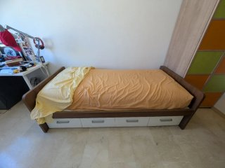 Cama 2 m x 1 m x 0'40 (0'65 cabecero)