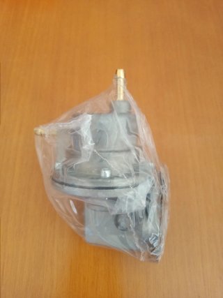 BOMBA GASOLINA SEAT 600 D, E, L y SEAT 800