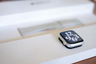 Apple Watch SE 44mm GPS Plata