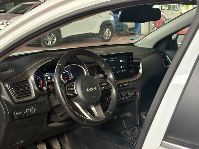 Kia Ceed 1.0 T-GDi 88kW (120CV) Drive