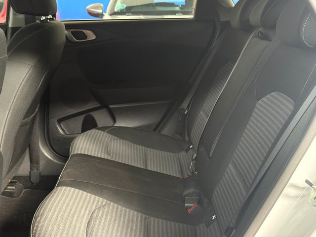 Kia Ceed 1.0 T-GDi 88kW (120CV) Drive