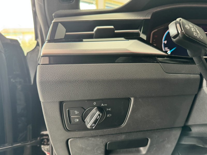Volkswagen Arteon R-Line 2.0 TDI DSG 2022, foto 25
