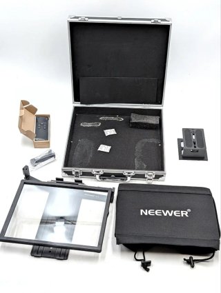 Neewer X12 Teleprompter