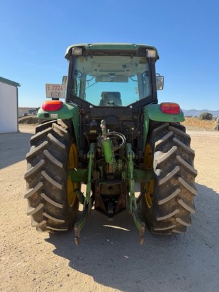 Tractor John Deere 6520