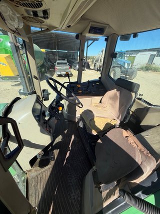 Tractor John Deere 6520