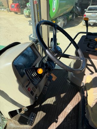 Tractor John Deere 6520