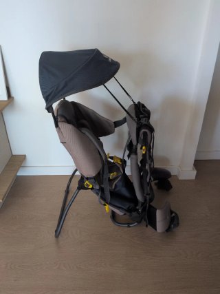 Mochila de porteo Deuter