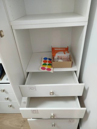 Muebles infantil blanco 2 puertas y cajones