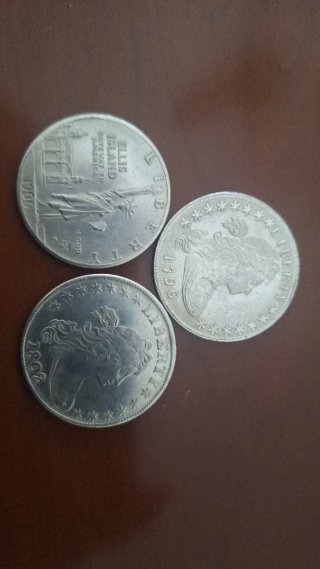 4 uds Monedas Conmemorativas EEUU y 3 de un dolar.