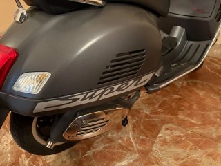 Vespa GTS 300 Supersport 2011