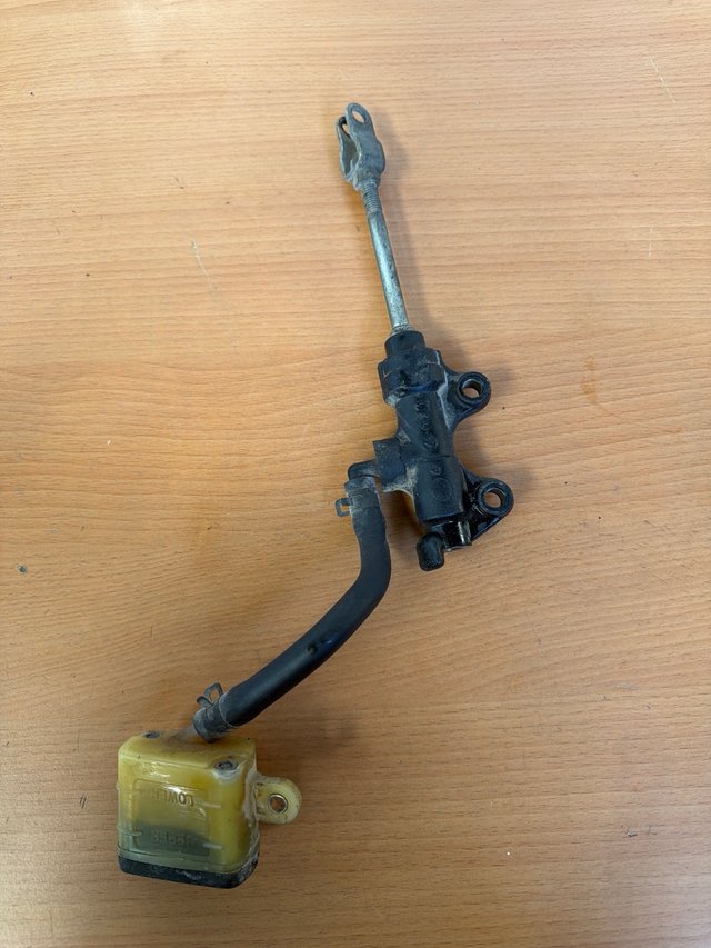 Bomba Freno Trasera Triumph 1050 ST 2005