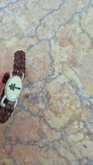 Collar y pulsera naranja y plateado
