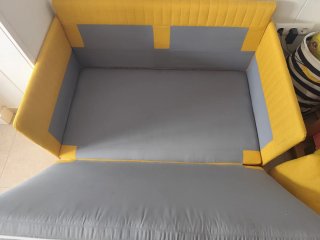Sofá cama amarillo Ikea