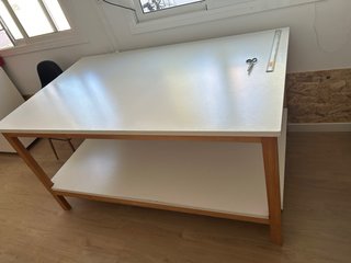 Mesa de estudio/taller 200x120 cm.