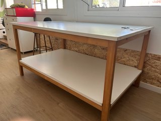 Mesa de estudio/taller 200x120 cm.