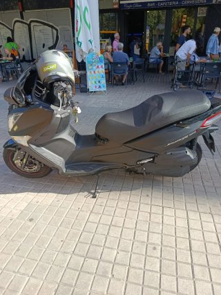 SYM Joymax Sport 125cc Negra
