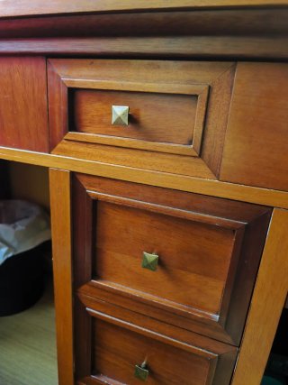 Escritorio madera 5 cajones clásico