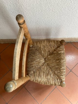Sedia per bambini in legno e rattan