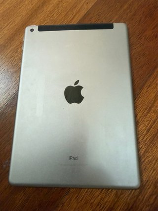 Apple iPad 6ª Gen Wifi + Cellular 32GB Plata
