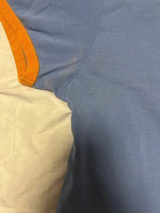 Camiseta El Niño azul y naranja