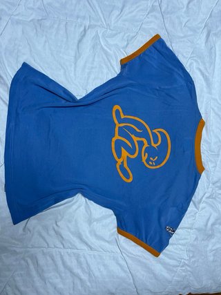 Camiseta El Niño azul y naranja