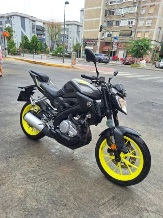 Yamaha MT-125 2018 Negra y Amarilla