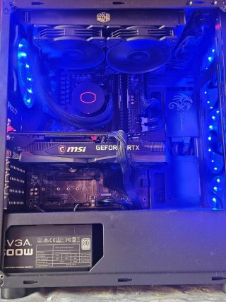 RTX 3060 - RAM 32 GB - Ryzen 5