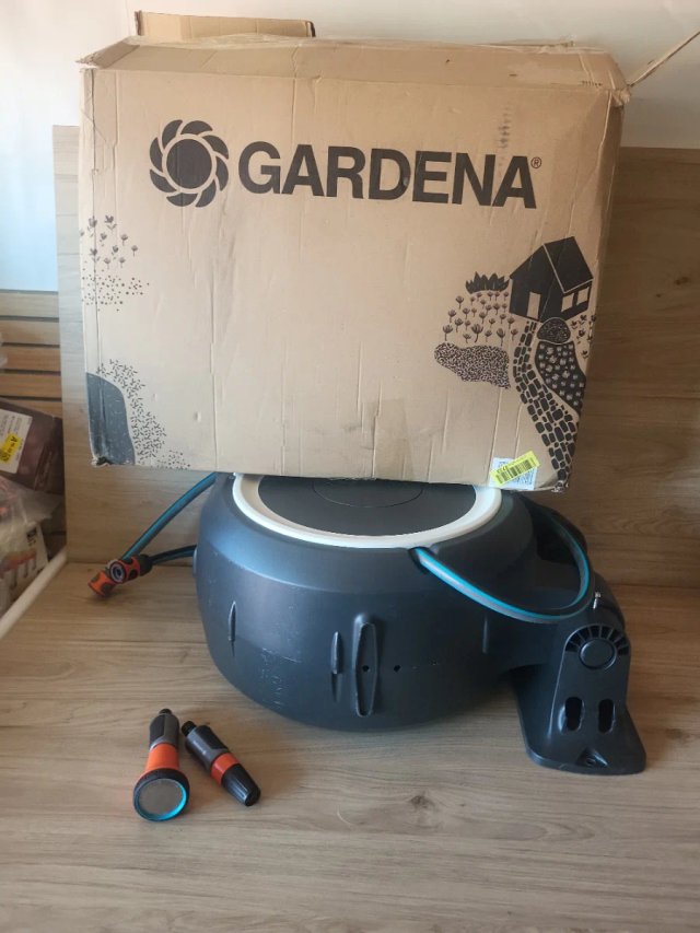 Carrete Manguera Pared 25m Gardena RollUp M/L
