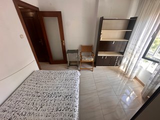 SE ALQUILA PISO EN EL CENTRO PARA ESTUDIANTES