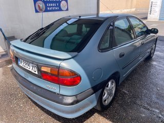 Renault Laguna 1.9 dti