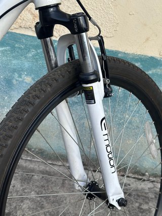 Bicicleta E-motion Mega