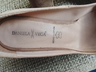 Zapatos tacón Daniela Vega beige