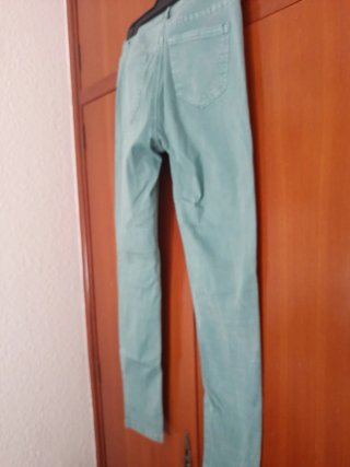Pantalón vaquero turquesa