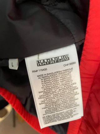 Chaqueta Napapijri Roja Talla L nueva