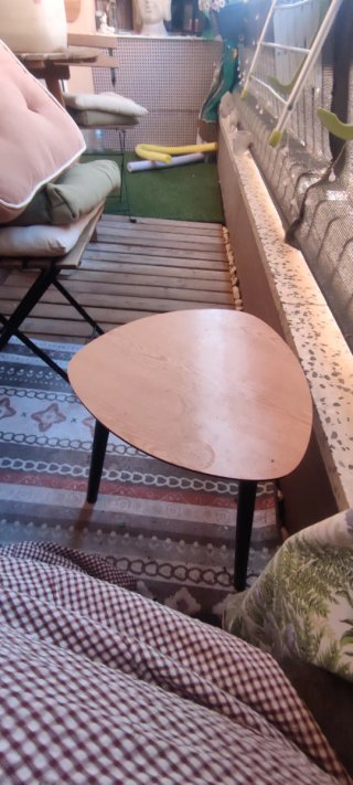 Mesita auxiliar madera y metal