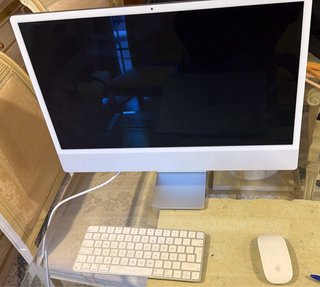 iMac 24 Blanco+teclado+ratón