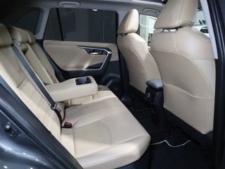 Toyota Rav4 2.5l 220H Luxury