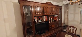 Mueble de salón comedor madera oscura